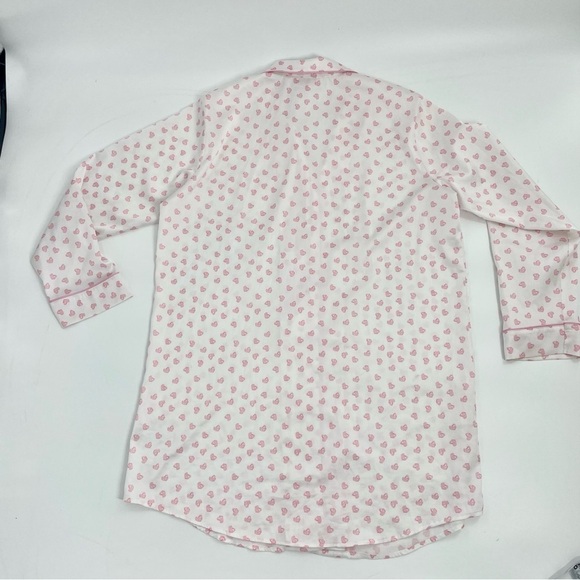 Tabitha Webb Soft Girl valentine satin button down satin sleep shirt heart print - Picture 9 of 9